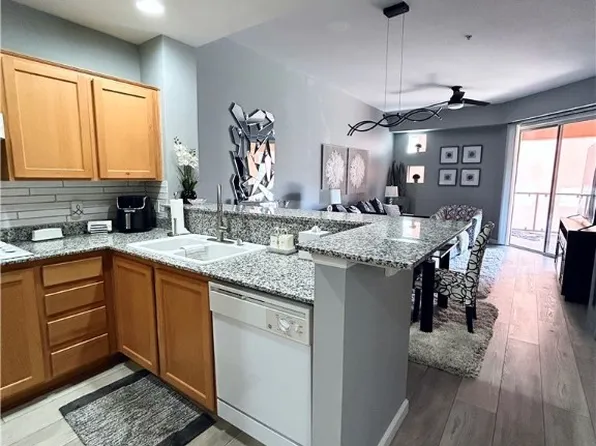 23 E Agate Ave Unit 301, Las Vegas, NV 89123