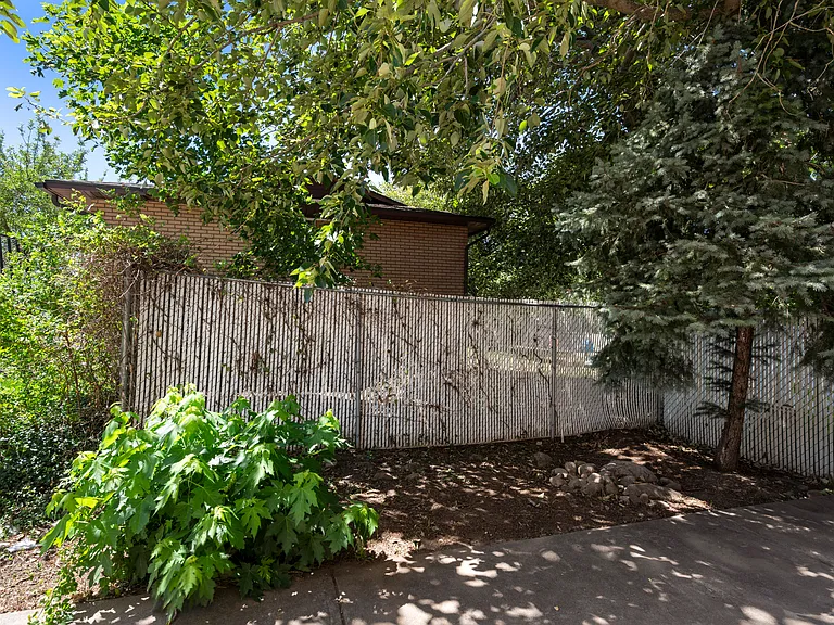2569 N 2900 E — Photo 16