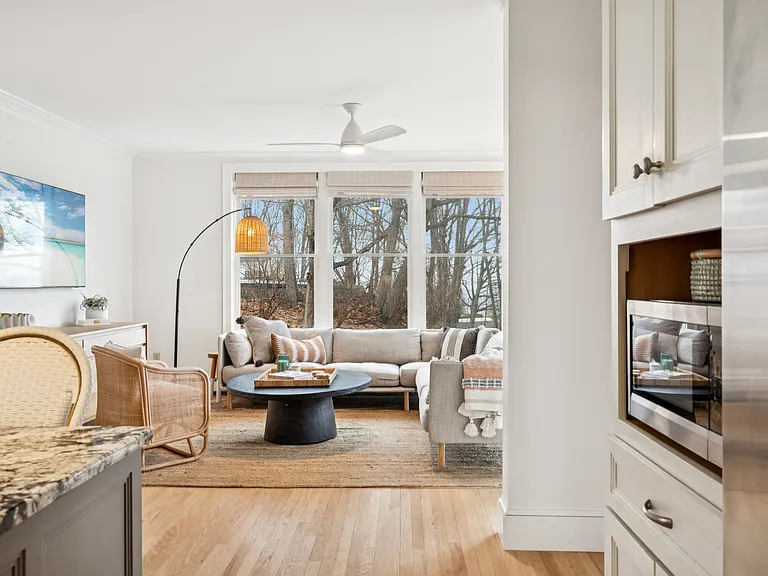 8 Thistleberry Ln — Photo 22