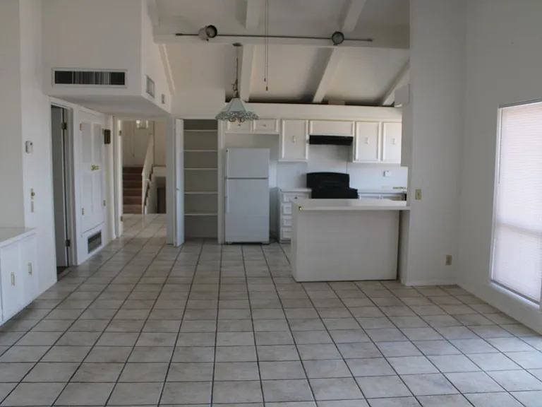 3000 Park North Dr — Photo 9