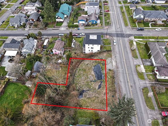 2nd image of 2620 N McCarver Street