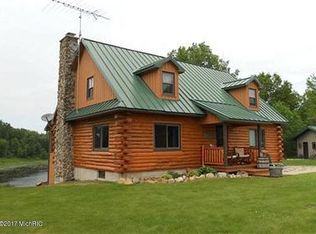 5595 E Thirteen Mile Rd, Paris, MI 49338