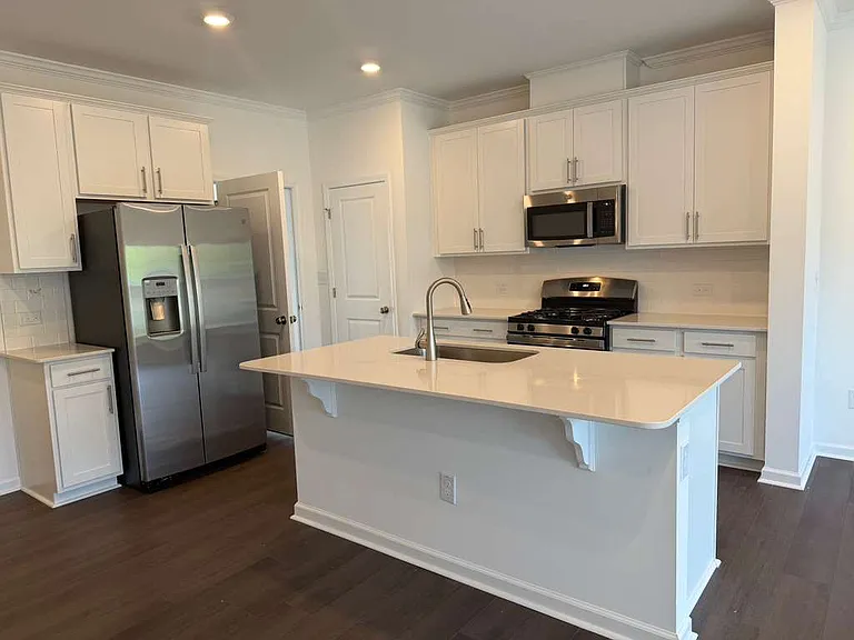 425 Venetian Dr — Photo 20
