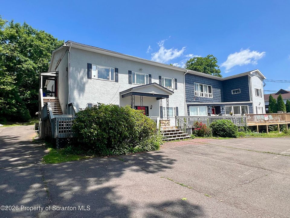 1st image of 1733 Lakeside Dr