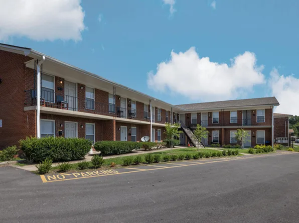 4810 Saddlebrook Ln, Louisville, KY