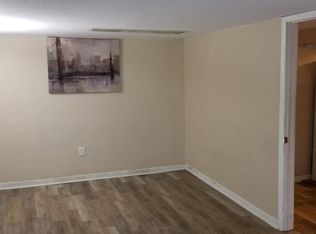 169 Roger White Dr, New Haven, CT 06511