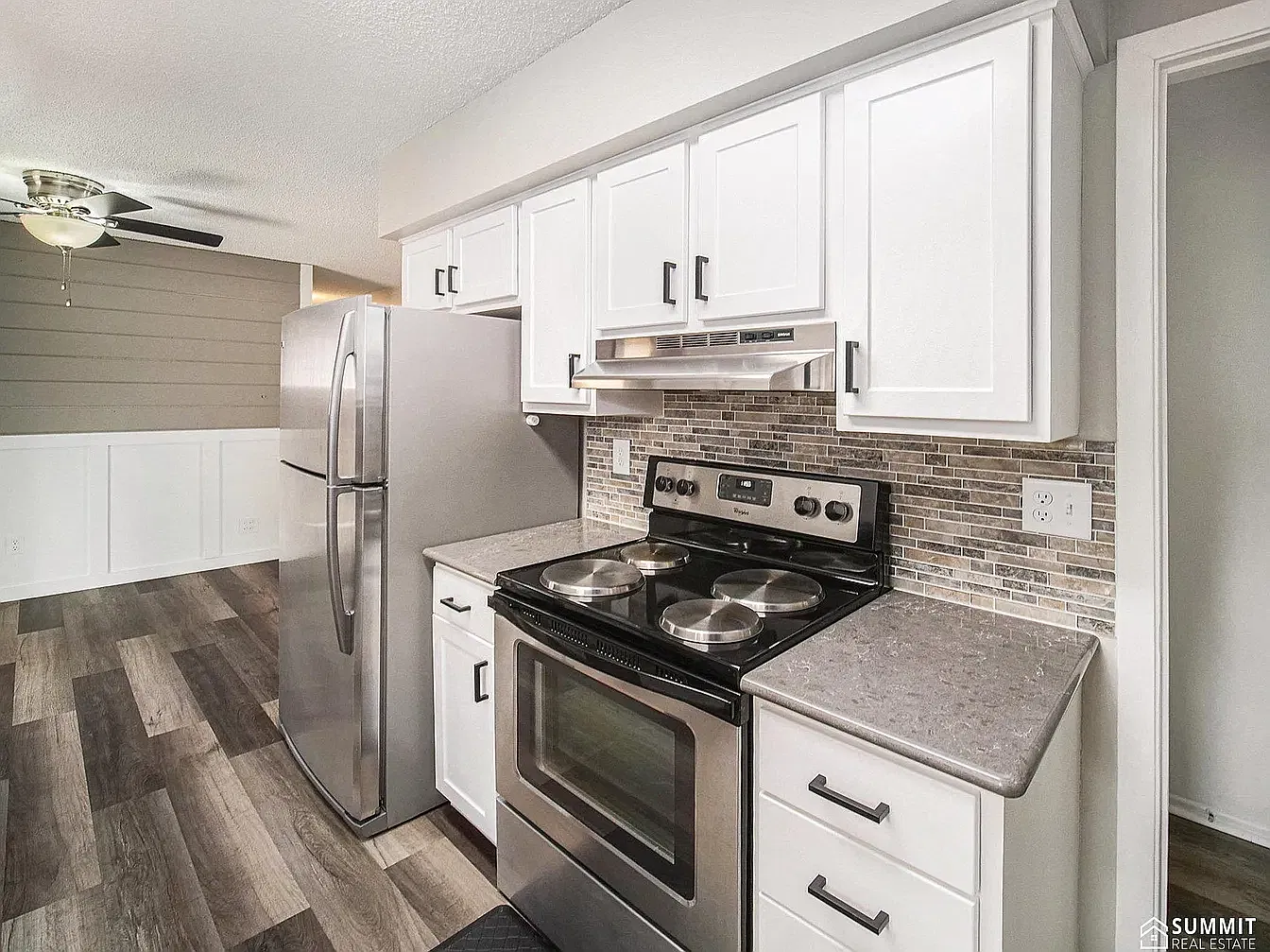 3 bed, 1651 sqft, $2,200 — Photo 3