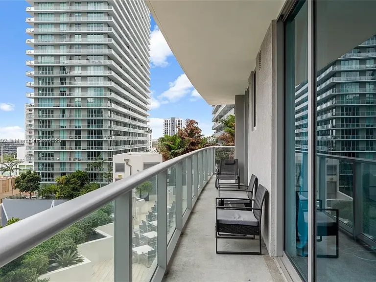 1100 S Miami Ave #1004 — Photo 2