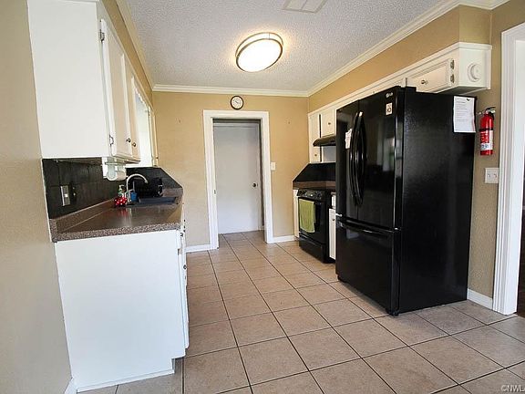 5th image of 5202 Foxglove Dr