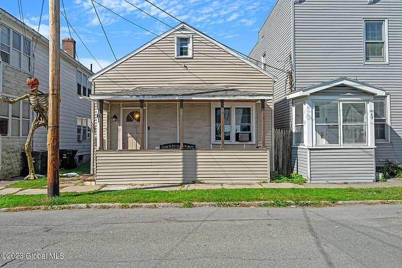 2nd image of 161 Paine Street