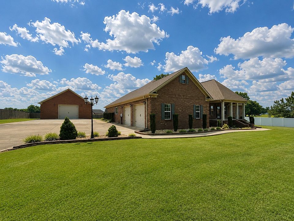 1st image of 26057 Ashton Ln