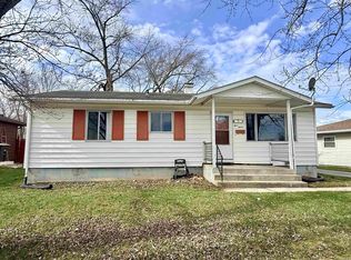412 Edgeknoll Ln, Fort Wayne, IN 46816