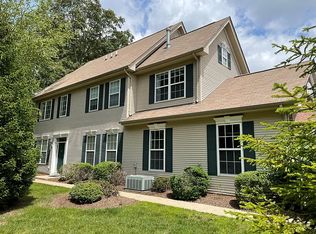 23 Ludlow Ct, Princeton Junction, NJ 08550