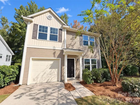 7006 Wandering Creek Dr, Charlotte, NC 28216