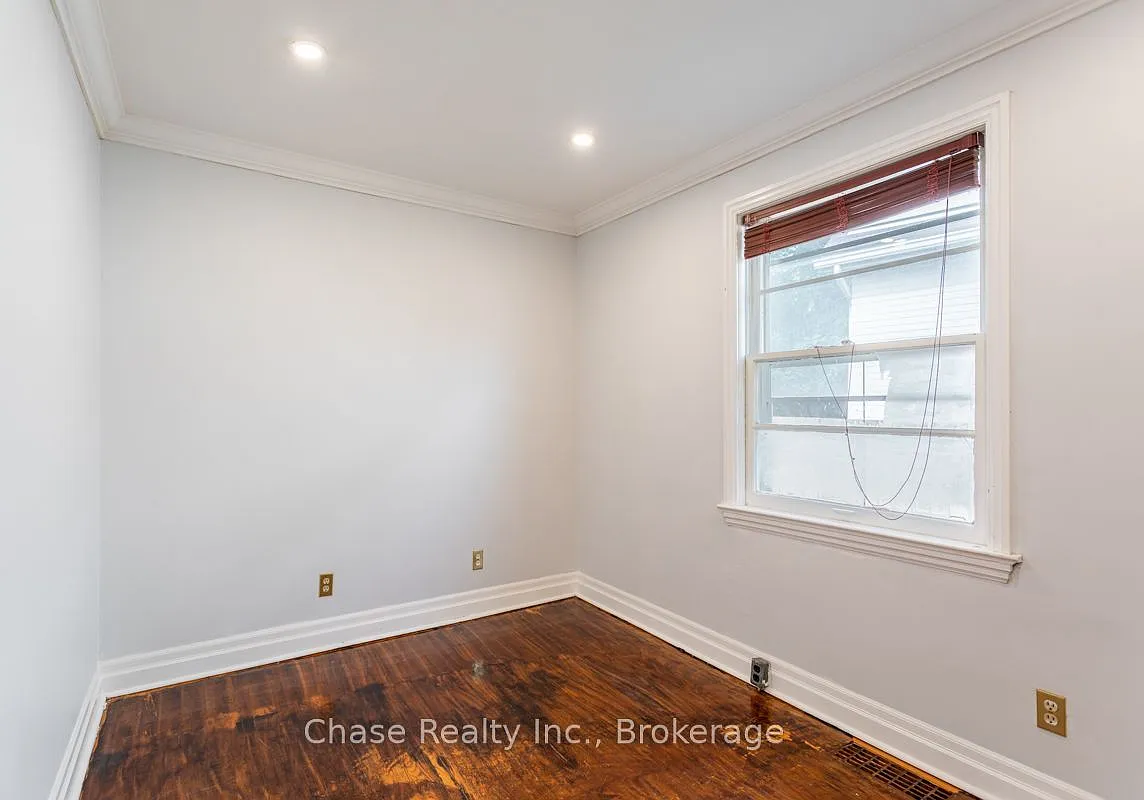 5 bed, $3,500 — Photo 4