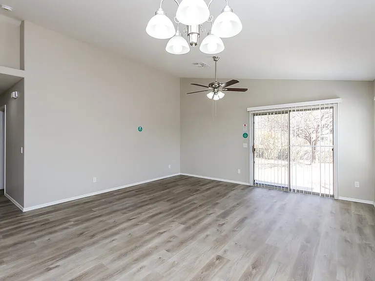 10543 E Cicero St — Photo 5