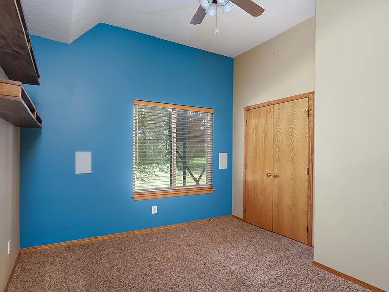 2062 W Willow Lakes Cv — Photo 32