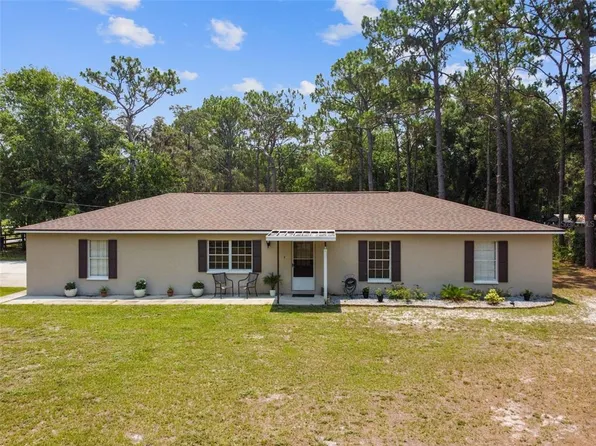 1564 Wildwood Ln, Lutz, FL 33558