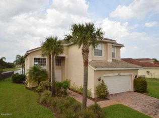 2068 Grey Falcon Cir SW, Vero Beach, FL 32962