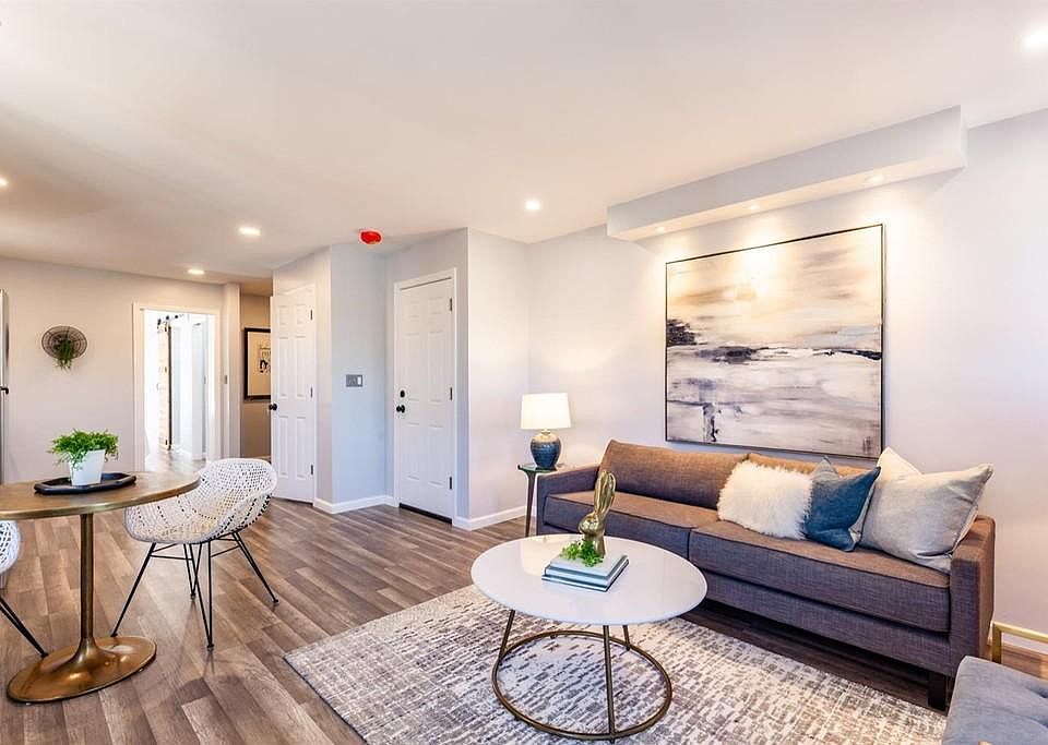 1st image of 2023 Fairfax Ave #3