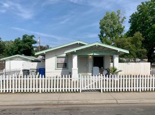 2004 N Fruit Ave, Fresno, CA 93705