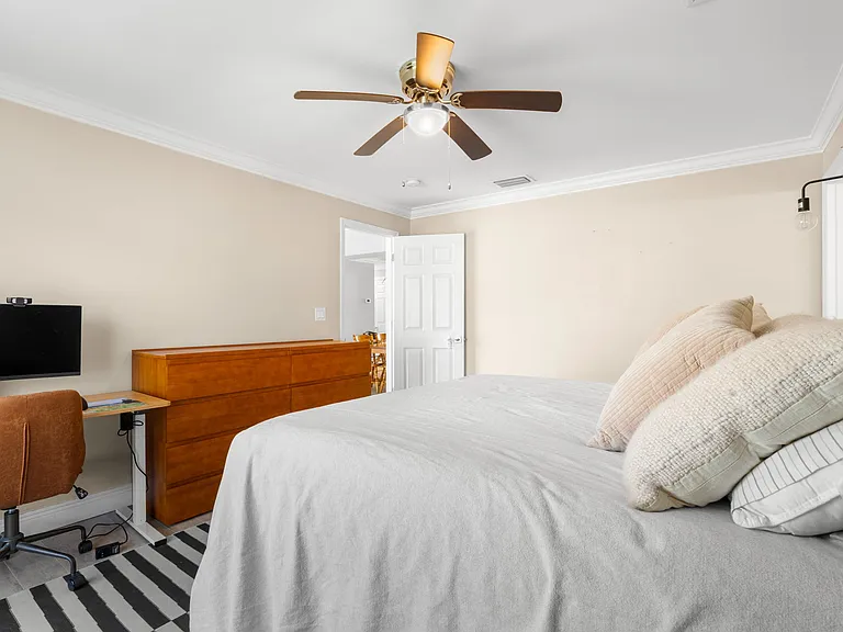 2376 Forest Dr — Photo 20