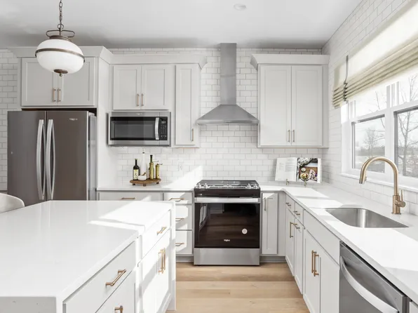 449 Shade St, Carmel, IN 46290