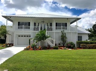 6880 Circle Dr, Fort Myers, FL 33905