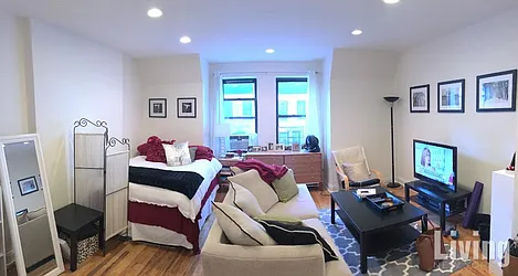 Rented by Living New York