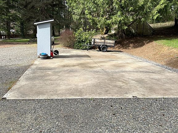 4th image of 23660 SE Firwood Rd