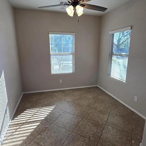10826 W Avenida Del Rey — Photo 12