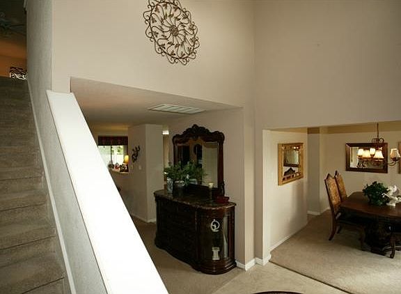 5th image of 250 Goldenrod St