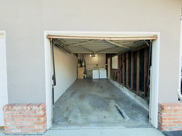 723 Redwood Ave #723 — Photo 24