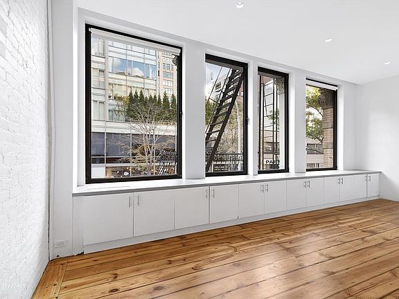 5th image of 345 West Broadway