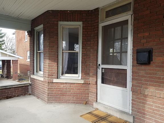 2nd image of 1844 W 3rd Ave