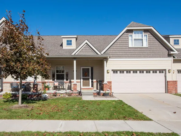 269 Victoria Dr, Dexter, MI 48130