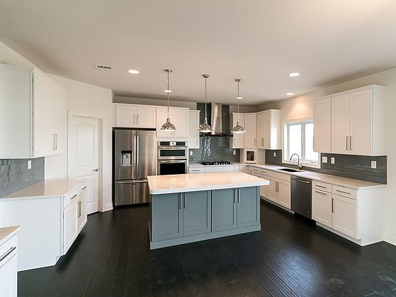 Jereford Traditional Kitchen