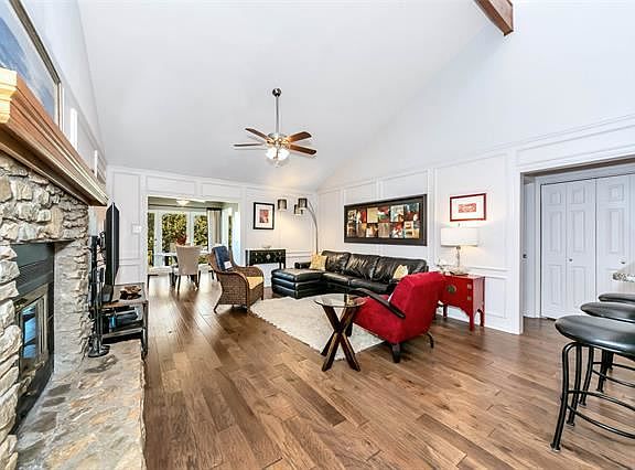 2nd image of 1441 Ponderosa Dr #4