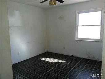 3rd image of 4335 Timberline Dr