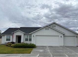 2960 N Sunset Farm Ave, Kuna, ID 83634