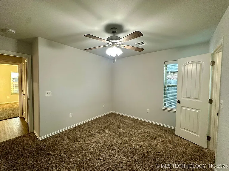 3608 Prairie Xing — Photo 29