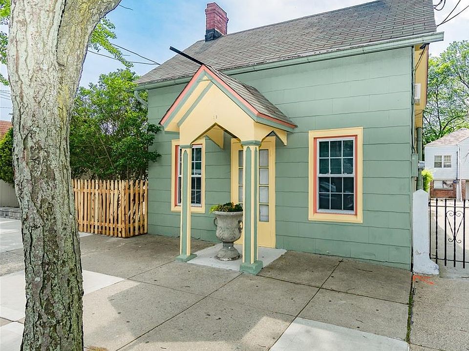 1st image of 369 City Island Ave