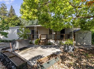 24 Hemlock Ct, Rohnert Park, CA 94928