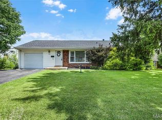 7427 Rockwood Dr, Saint Louis, MO