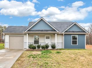 172 Old Airport Rd, Chesnee, SC 29323