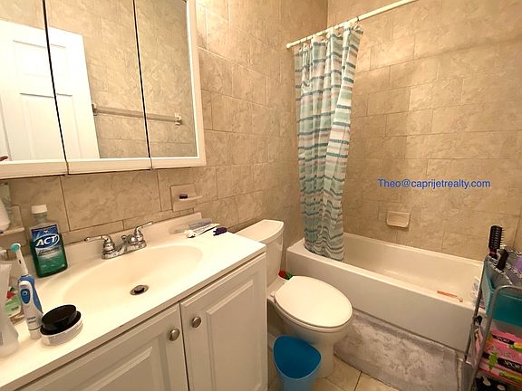 2nd image of 141 N 8th St #Rh2