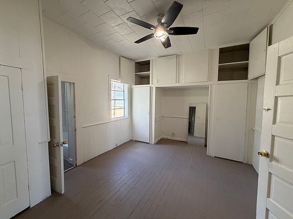 5th image of 315 Elliott St