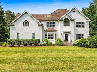 19 Daniel Shays Rd, Hopkinton, MA 01748