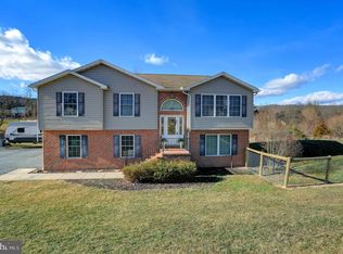 4390 Carlisle Rd, Gardners, PA 17324