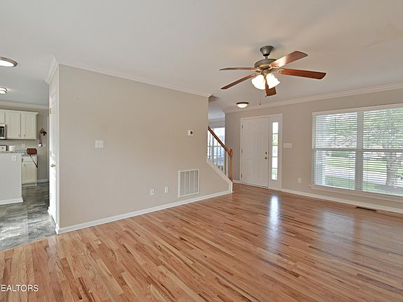 3rd image of 1501 Armiger Ln